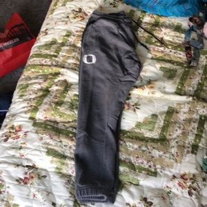 Oregon Men’s sweats (large)